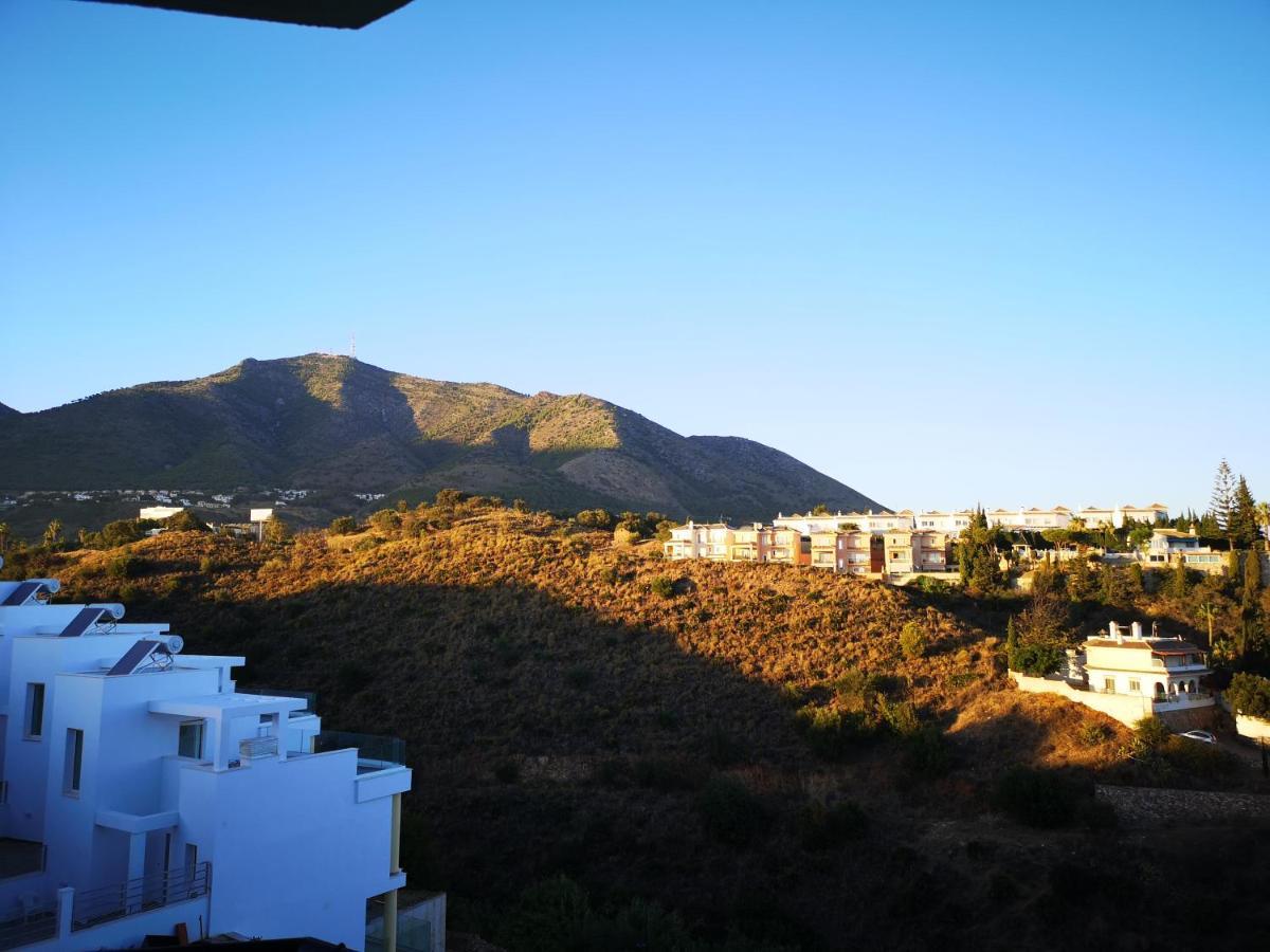 Apartamento Las Brisas Фуэнхирола Экстерьер фото
