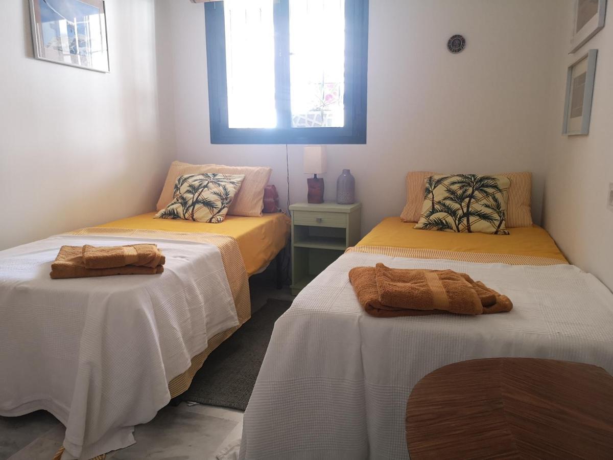Apartamento Las Brisas Фуэнхирола Экстерьер фото